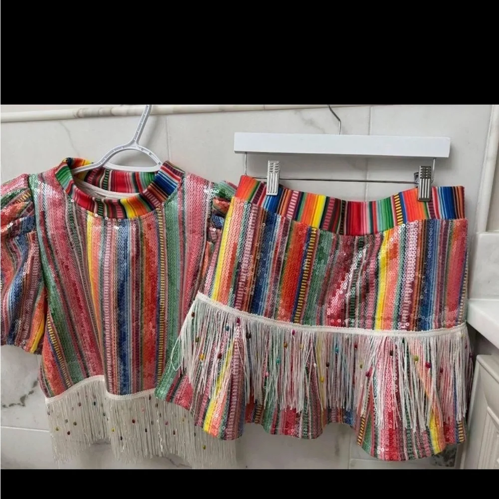 QUEEN OF SPARKLES Multicolor Fringe Set - Picture 1 of 1